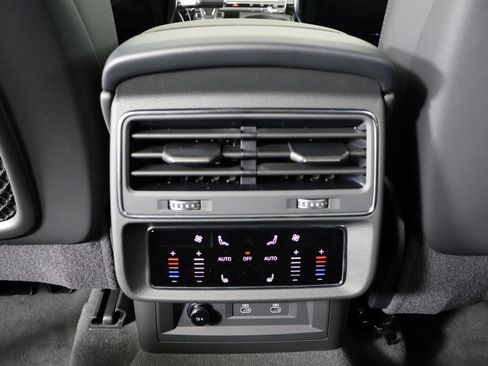 New 2025 Audi Q7 3.0T Premium Plus image 25