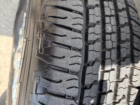 Used 2014 Ford F150 XLT w/ XLT Chrome Package image 23