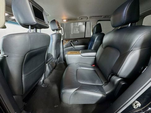 Used 2017 INFINITI QX80 2WD w/ Driver Assistance Package image 29