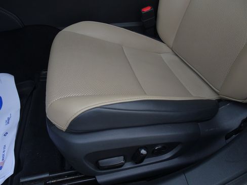 Used 2019 Lexus ES 350 w/ Premium Package FWD image 9