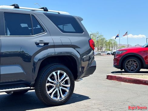 Certified 2026 Toyota 4Runner Limited AWD/4WD image 11