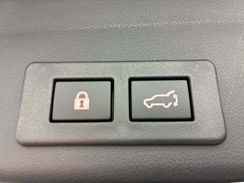 Certified 2025 Subaru Ascent Touring w/ Popular Package #1 image 29