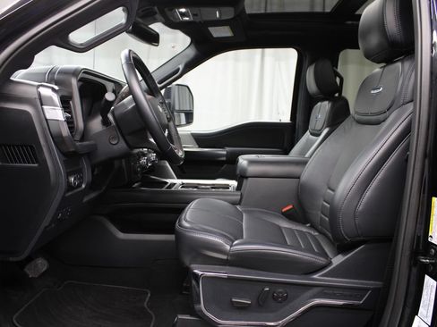 Used 2026 Ford F450 Platinum AWD/4WD image 15
