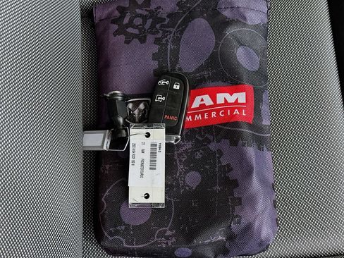 Used 2023 RAM ProMaster 2500 FWD image 33