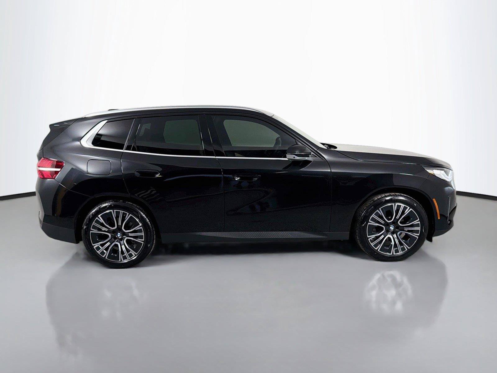 New 2026 BMW X3 xDrive30i w/ Premium Package AWD/4WD image 4