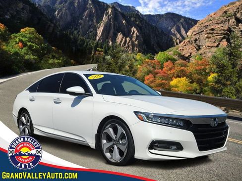 Used 2020 Honda Accord Touring image 1