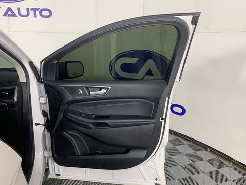 Used 2017 Ford Edge Titanium w/ Equipment Group 301A image 41