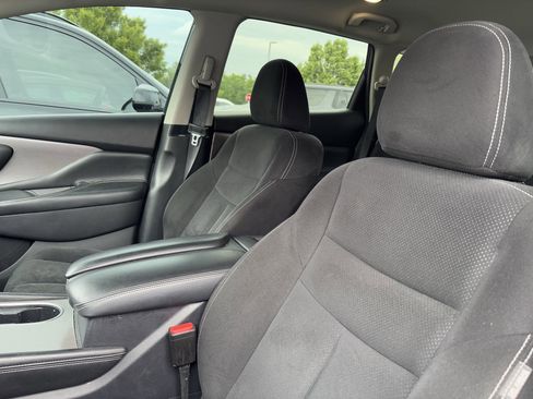 Used 2023 Nissan Murano S AWD/4WD image 35