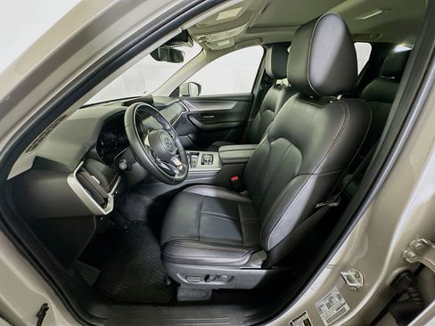 Used 2025 MAZDA CX-90 Plug-In Hybrid w/ Preferred image 13