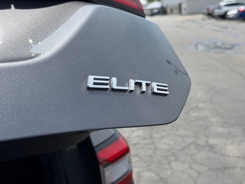 Used 2025 Honda Pilot Elite image 37