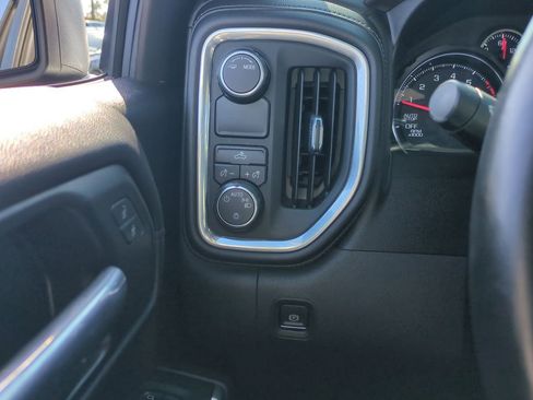 Used 2021 Chevrolet Silverado 1500 LT w/ Bed Protection Package RWD image 17
