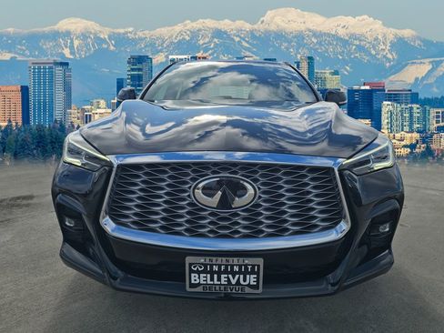 Used 2023 INFINITI QX55 Luxe w/ Cargo Package image 6