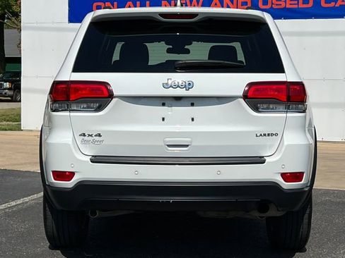 Used 2021 Jeep Grand Cherokee Laredo image 39