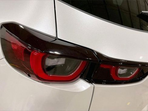 Certified 2025 MAZDA CX-50 AWD 2.5 Hybrid w/ Premium Pkg image 30