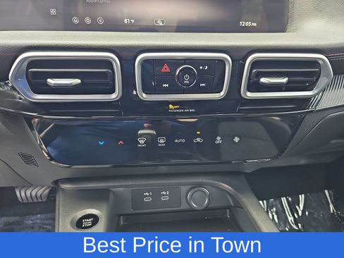 Used 2026 Nissan Sentra SV w/ Floor Mat Package FWD image 24