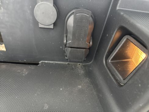 Used 2024 Ford F150 XLT w/ Mobile Office Package image 28