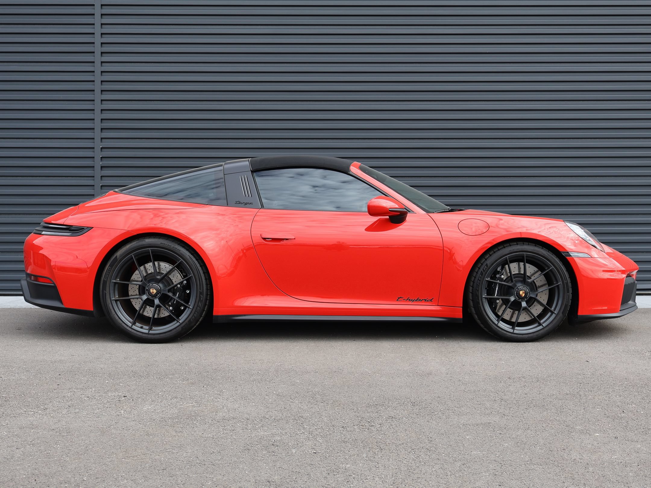 Used 2026 Porsche 911 Targa 4 GTS AWD/4WD image 8