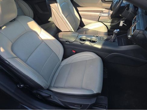 Used 2024 Ford Mustang Premium image 8