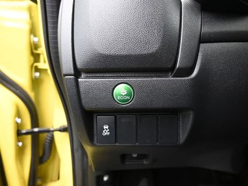 Used 2016 Honda Fit LX image 33