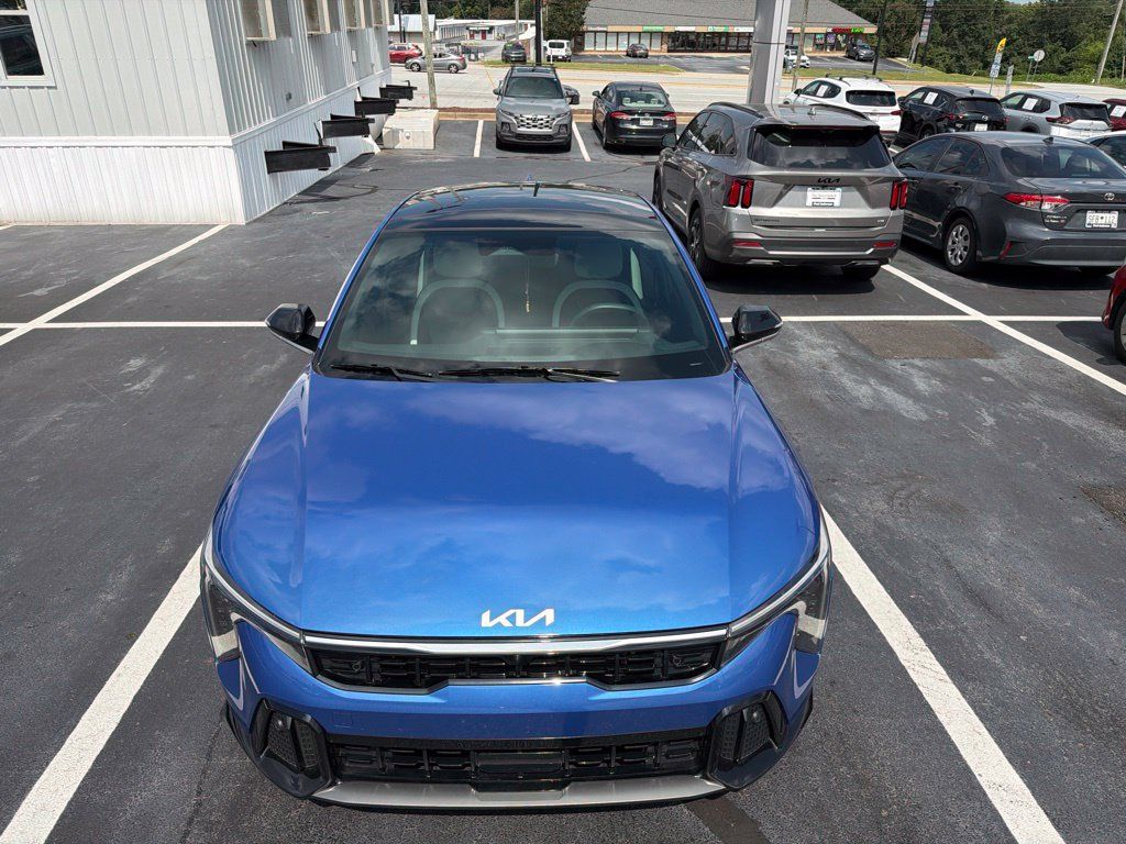 Used 2025 Kia K4 GT-Line Turbo FWD image 2