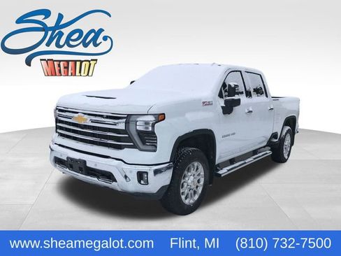 Used 2025 Chevrolet Silverado 2500 LTZ w/ LTZ Premium Package image 1