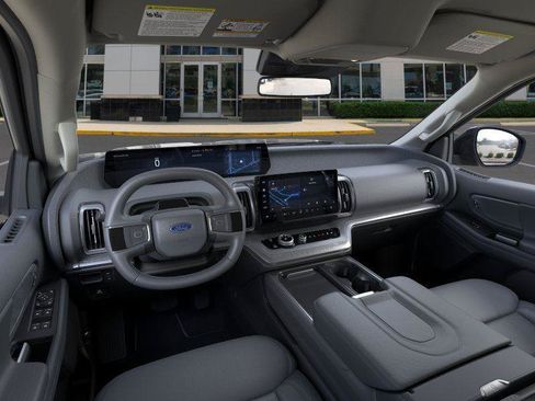 New 2026 Ford Expedition Active RWD image 39