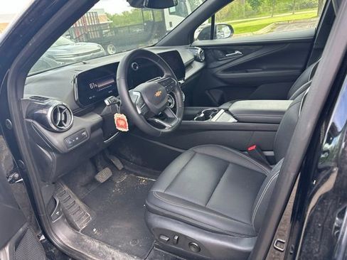 Used 2024 Chevrolet Blazer EV LT AWD/4WD image 10