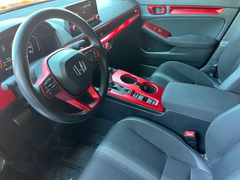 Used 2024 Honda Civic Sport image 12