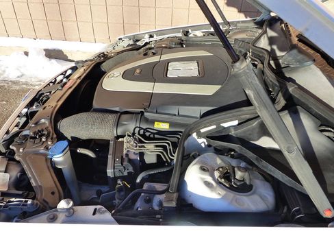 Used 2009 Mercedes-Benz CLK 350 Coupe image 19