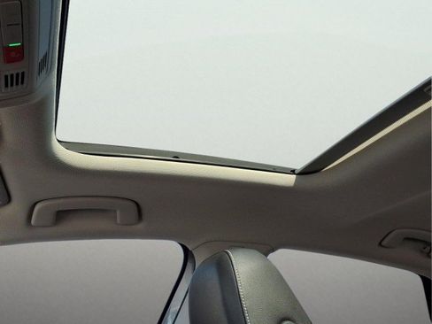 Certified 2024 Volkswagen Jetta SE FWD image 16