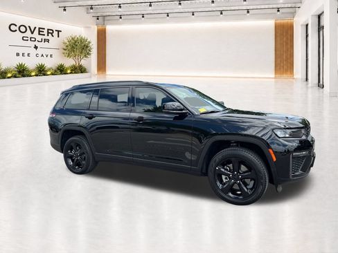Used 2026 Jeep Grand Cherokee L Limited w/ Limited Altitude Package AWD/4WD image 27