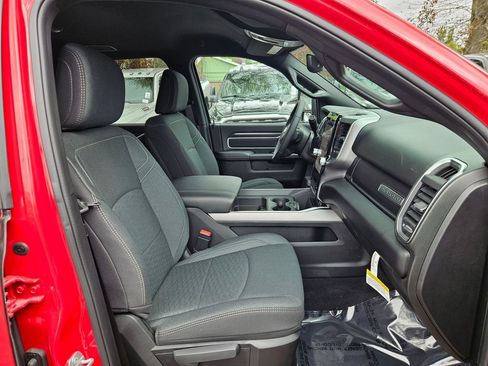 New 2026 RAM 3500 Big Horn AWD/4WD image 16