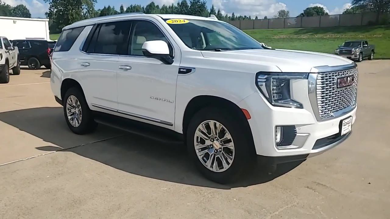 Used 2024 GMC Yukon Denali w/ Max Trailering Package AWD/4WD image 2