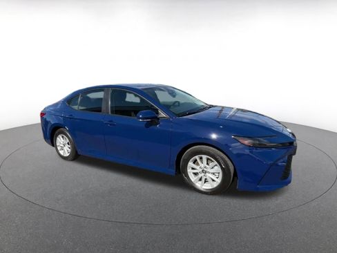 Used 2025 Toyota Camry LE FWD image 2