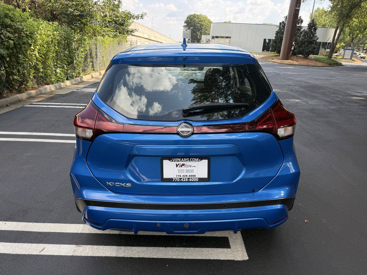 Used 2024 Nissan Kicks S FWD image 6