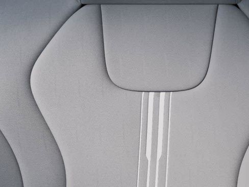 Certified 2025 Hyundai Elantra Sport image 17