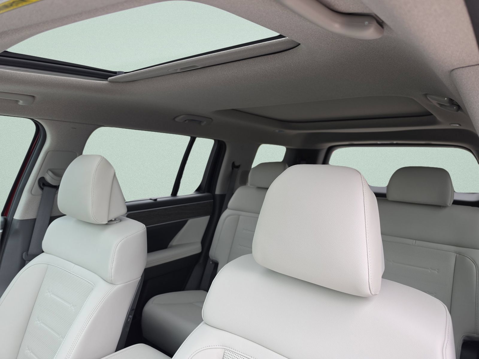 New 2026 Hyundai Santa Fe Limited FWD image 32