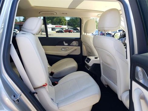 Used 2021 Mercedes-Benz GLS 450 4MATIC image 14
