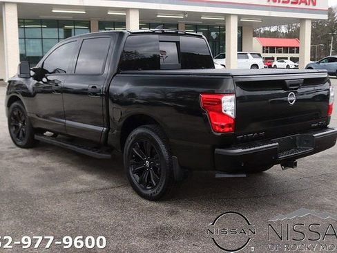 Used 2024 Nissan Titan SV w/ SV Convenience Package image 6