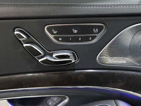 Used 2016 Mercedes-Benz S 550 Sedan image 19