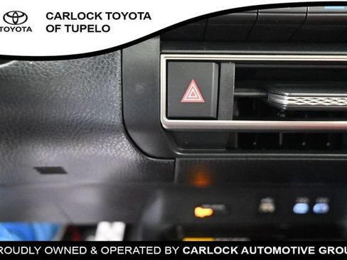 Used 2025 Toyota Camry XSE FWD image 13