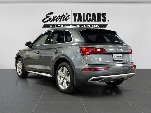 Used 2018 Audi Q5 2.0T Premium Plus w/ Premium Plus Package AWD/4WD image 3