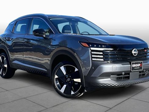 New 2026 Nissan Kicks SR image 2