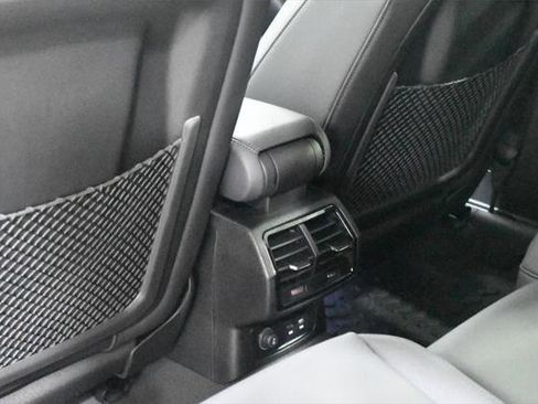 Certified 2024 Audi Q3 2.0T Premium Plus image 20