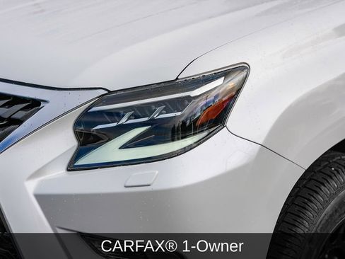 Used 2022 Lexus GX 460 Premium w/ Premium Package AWD/4WD image 2