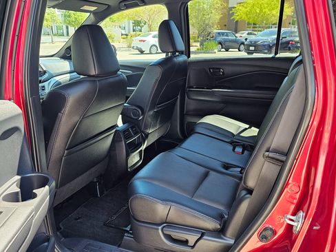 Used 2022 Honda Passport EX-L image 16