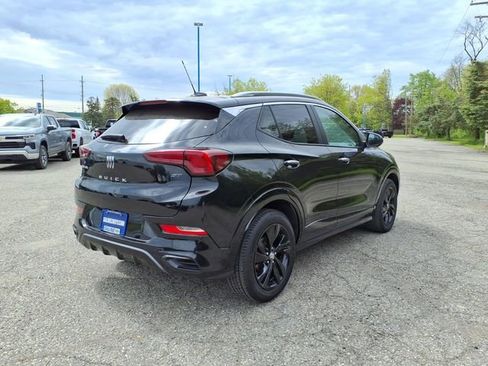Used 2024 Buick Encore GX Sport Touring FWD image 7