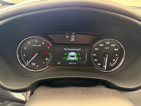 Used 2023 Cadillac XT4 Luxury w/ Driver Awareness Package FWD image 17