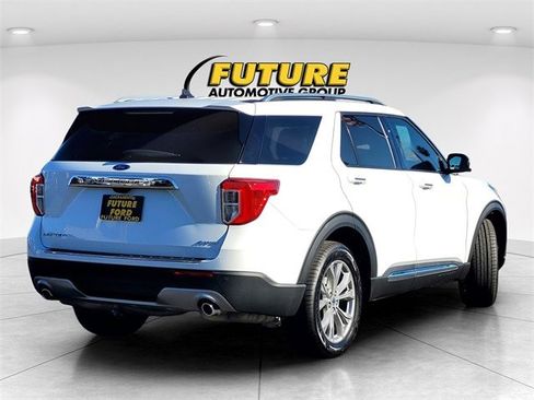 Certified 2023 Ford Explorer Limited image 4