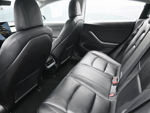 Used 2018 Tesla Model 3 Performance image 26